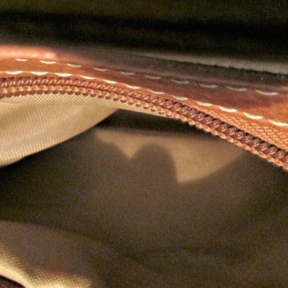 St. John's Bay Shoulder Bag - Picture 5 of 10